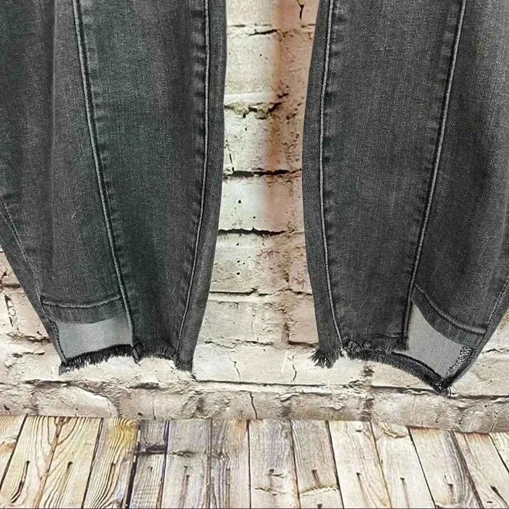 NWT Melrose and Market Frayed Step Hem Jeans 22W Charcoal Gray Black Front Seam - Picture 4 of 9